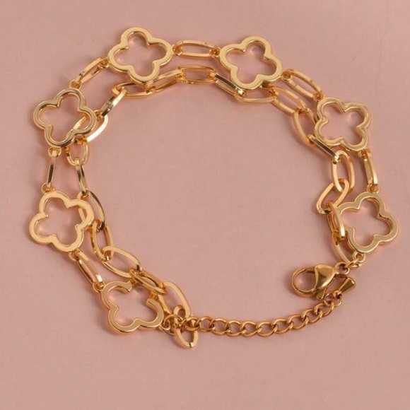 Alhambra Gold Floral Bracelet Set with Crystal Accents – Luxe Inspired - Picture 4 of 5